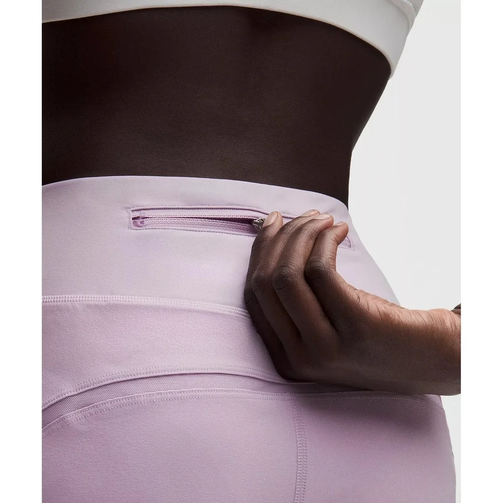 802-Lululemon-Speed Up High-Rise Short 2.5